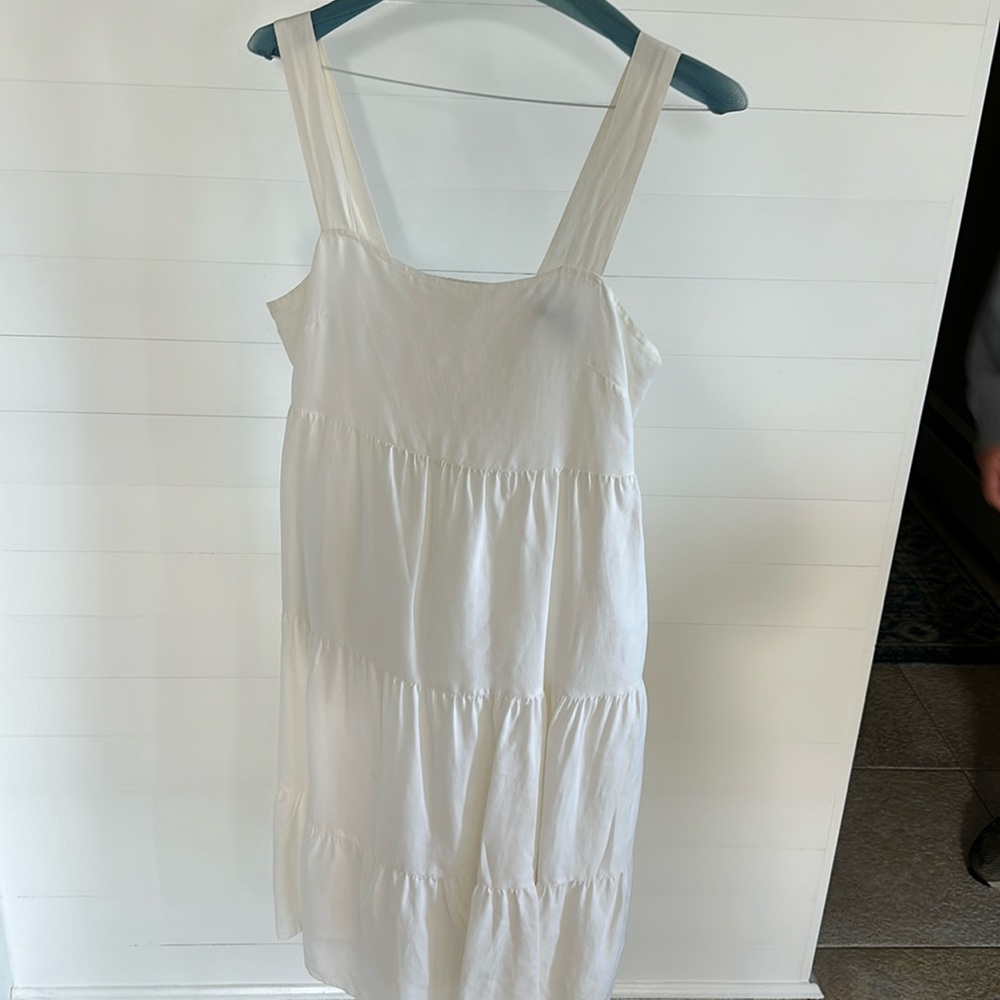 White dress with pockets, Lands End, size 10P- like new